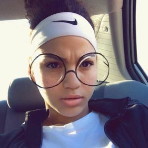 Meet your Posher, Savaun